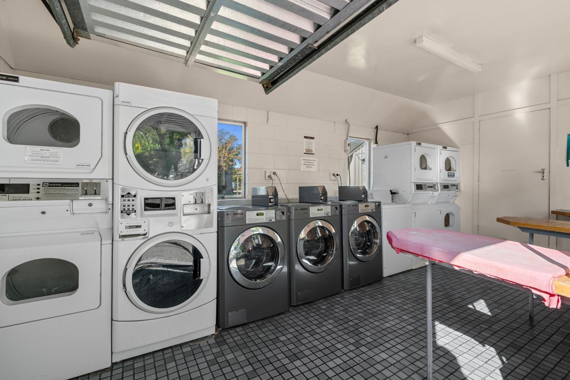 Tasman Holiday Parks - Christchurch Eksteriør bilde Laundry facilities at the University of Waikato